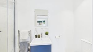 Photo 3- click for photo gallery